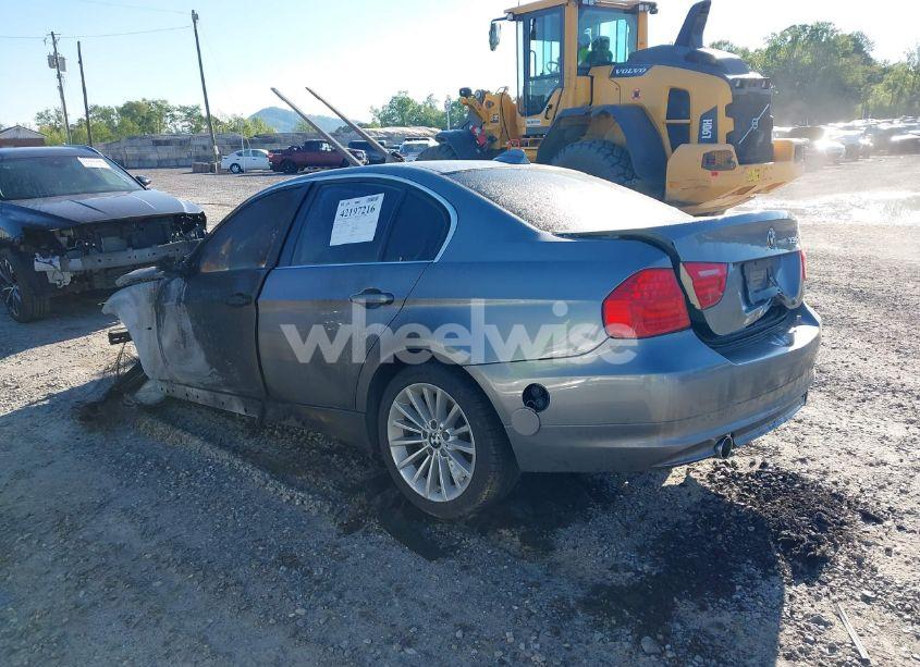 Photo 3 of 2011 Bmw 335d (VIN WBAPN7C59BA779778)