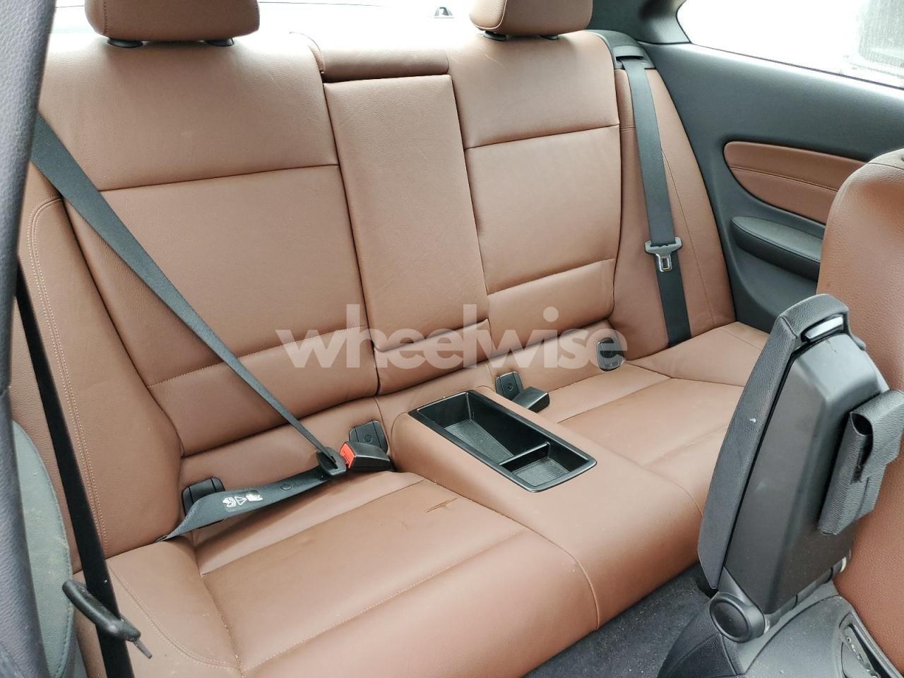 Photo 10 of 2011 BMW 135 I (VIN WBAUC9C57BVM11211)