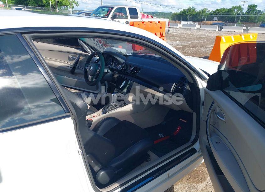 Photo 5 of 2009 Bmw 128i (VIN WBAUP73569VK75334)