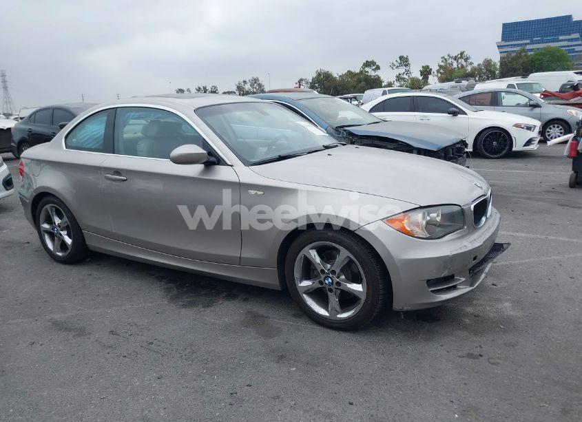 2009 Bmw 128i (VIN WBAUP93599VF48622) main photo