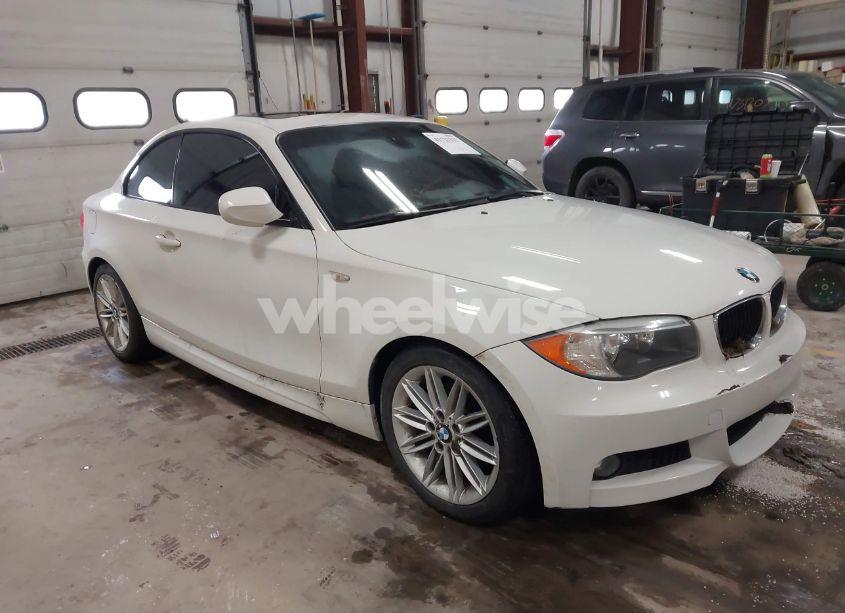 2013 Bmw 128i (VIN WBAUP9C55DVS95644) main photo