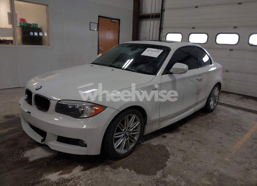 Photo 2 of 2013 Bmw 128i (VIN WBAUP9C55DVS95644)