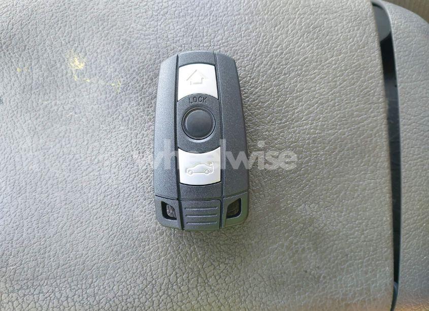 Photo 11 of 2006 Bmw 325i N/A (VIN WBAVB13556K000616)