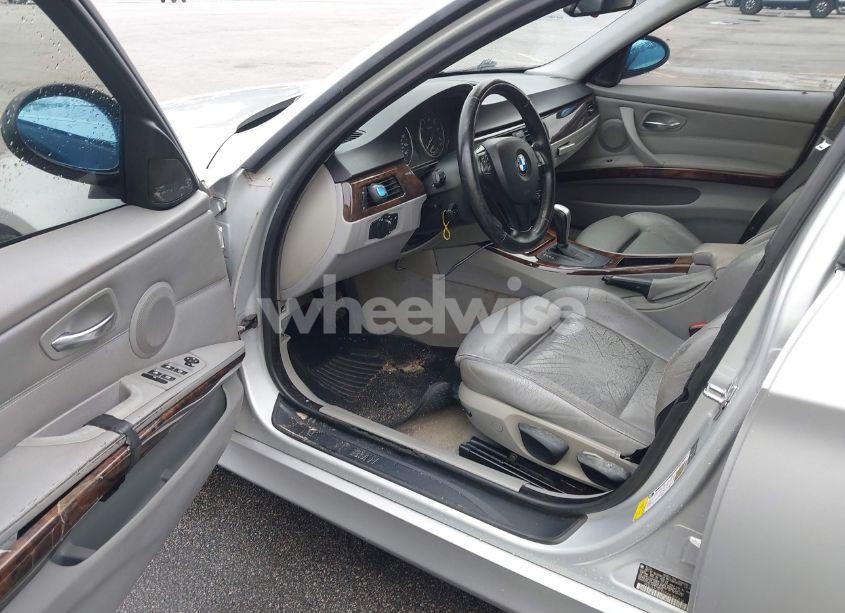 Photo 5 of 2006 Bmw 325i N/A (VIN WBAVB13556K000616)