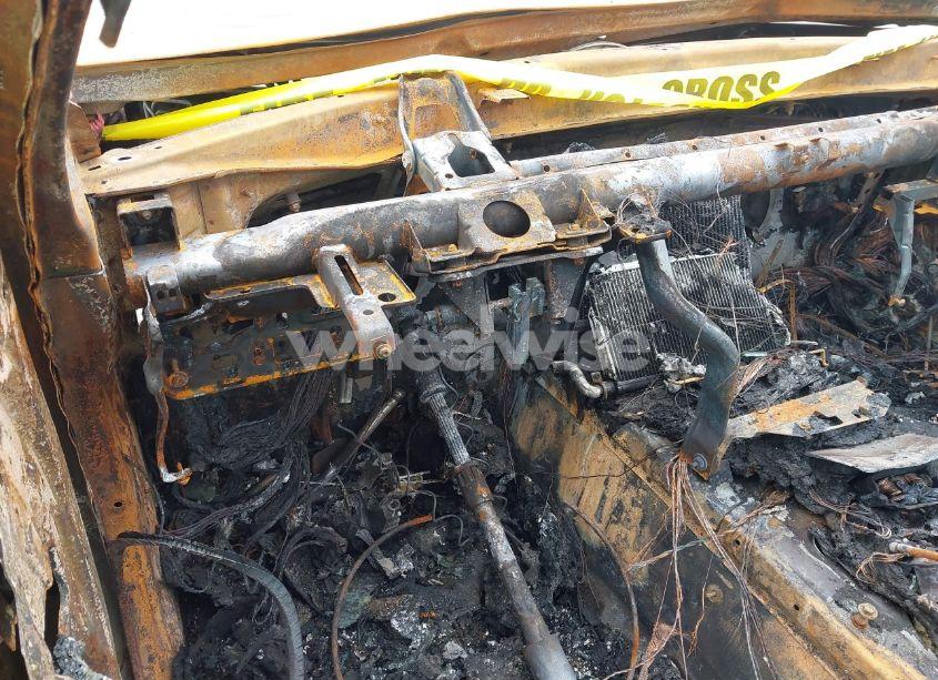 Photo 7 of 2006 Bmw 325i N/A (VIN WBAVB13566KX36027)