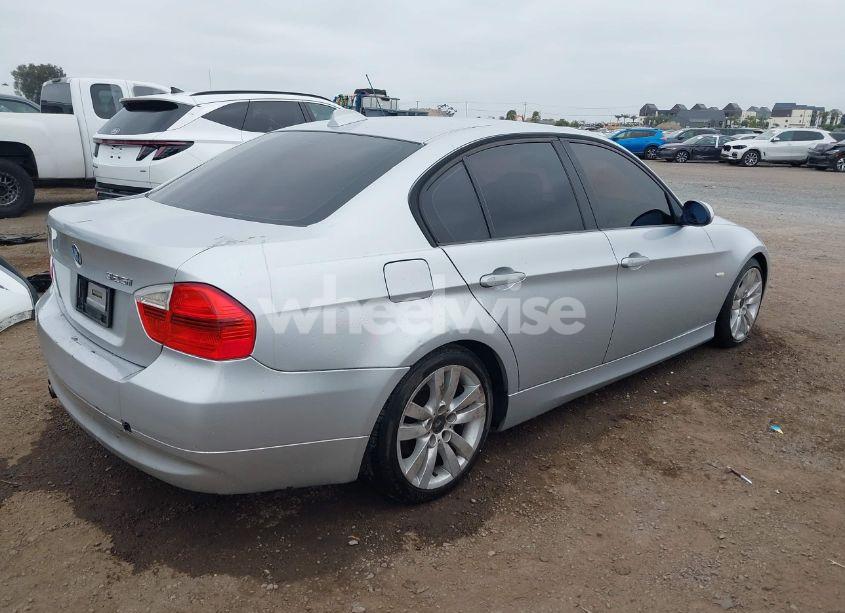 Photo 4 of 2006 Bmw 325i N/A (VIN WBAVB13586KR56737)