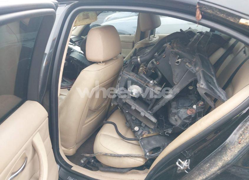 Photo 8 of 2006 Bmw 325i N/A (VIN WBAVB135X6KX46981)