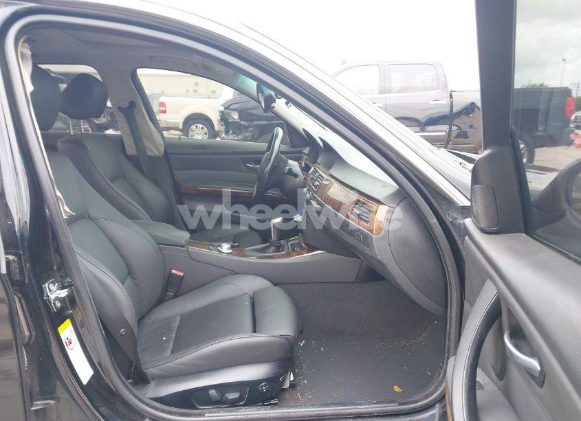 Photo 5 of 2006 Bmw 330i N/A (VIN WBAVB33506PS05596)