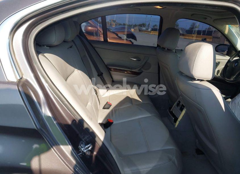 Photo 8 of 2006 Bmw 330i N/A (VIN WBAVB335X6KR73650)