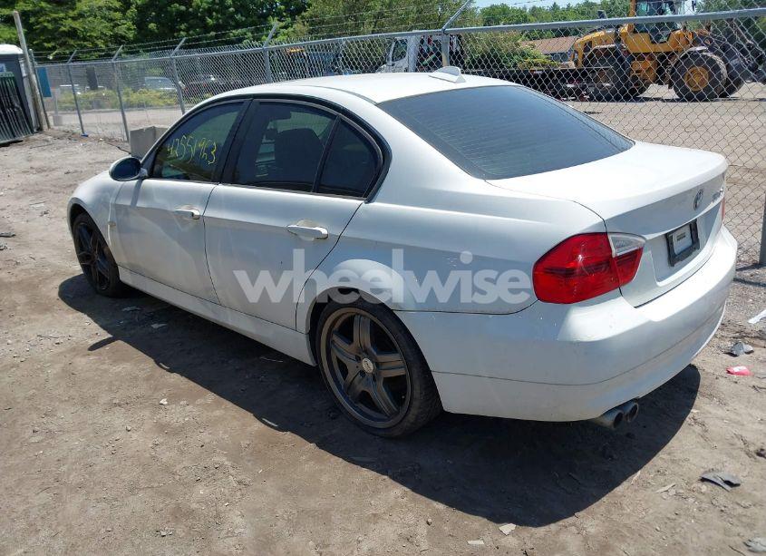 Photo 3 of 2008 Bmw 328xi (VIN WBAVC73508KX90393)