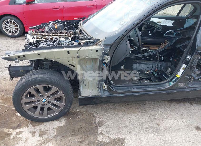 Photo 12 of 2007 Bmw 328xi (VIN WBAVC73557KP36229)