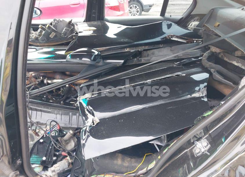 Photo 8 of 2007 Bmw 328xi (VIN WBAVC73557KP36229)