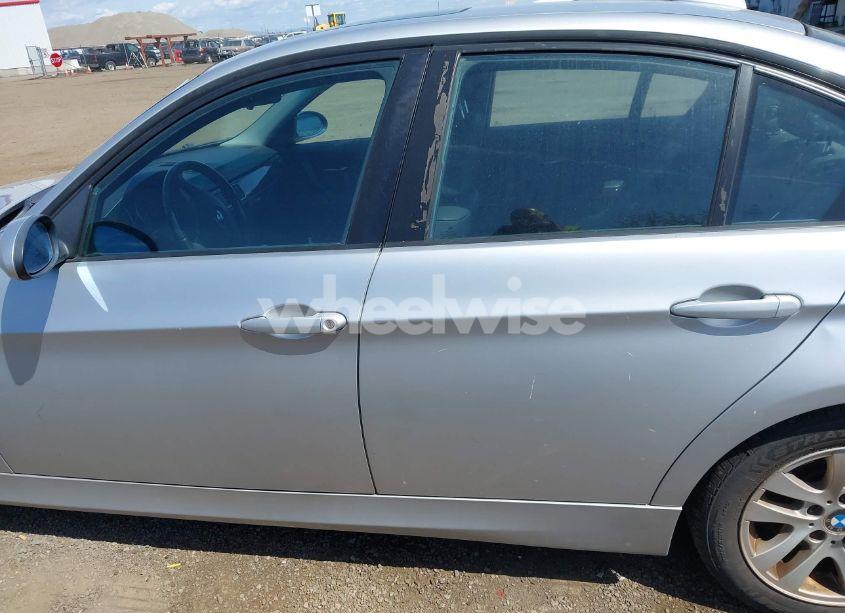 Photo 14 of 2007 Bmw 328xi (VIN WBAVC73597KP33656)