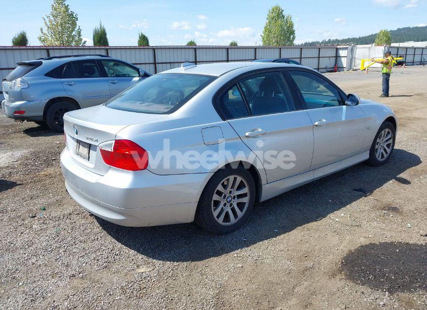 Photo 4 of 2007 Bmw 328xi (VIN WBAVC73597KP33656)
