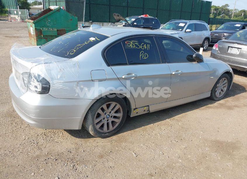 Photo 4 of 2007 Bmw 328xi (VIN WBAVC93537K032719)