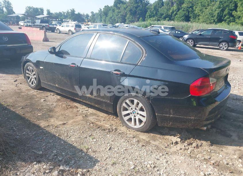 Photo 3 of 2007 Bmw 328xi (VIN WBAVC93547KX59108)