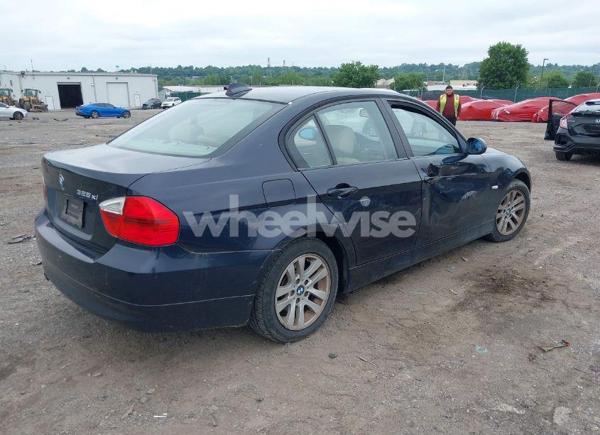 Photo 4 of 2007 Bmw 328xi (VIN WBAVC93567K035078)