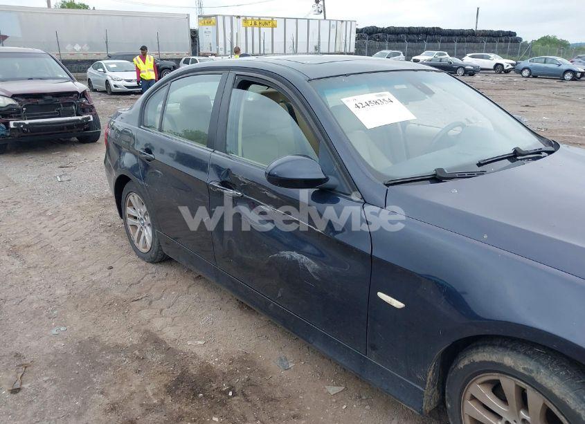 Photo 6 of 2007 Bmw 328xi (VIN WBAVC93567K035078)