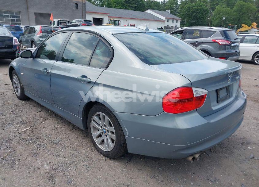 Photo 3 of 2007 Bmw 328xi (VIN WBAVC93577KX57868)
