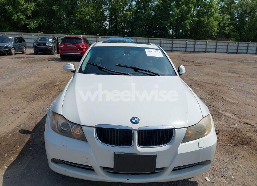 Photo 6 of 2008 Bmw 328xi (VIN WBAVC935X8K042486)