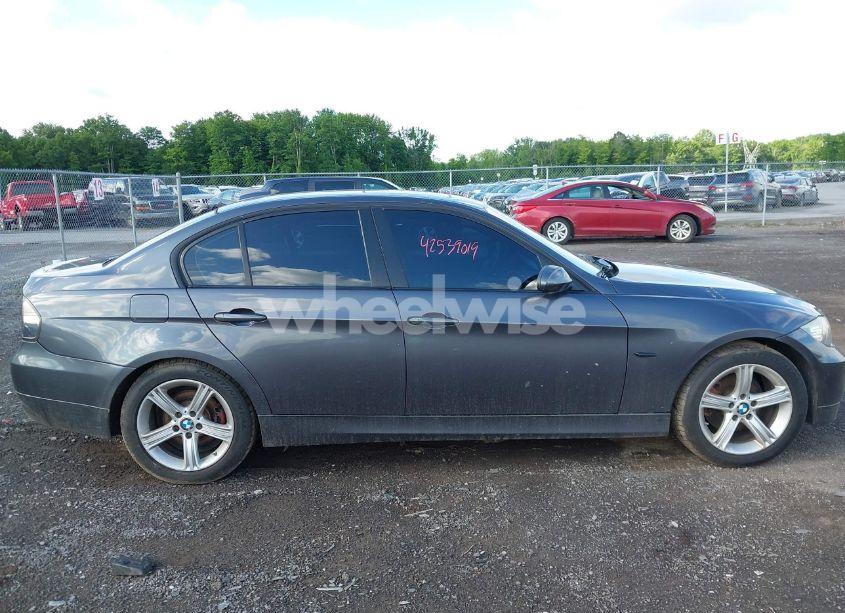 Photo 13 of 2008 Bmw 328xi (VIN WBAVC935X8KZ73196)