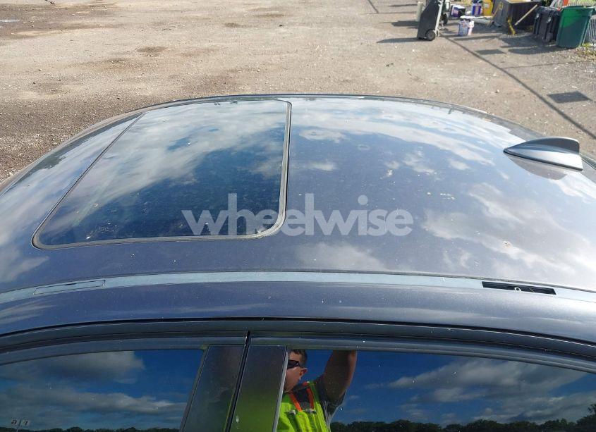 Photo 6 of 2008 Bmw 328xi (VIN WBAVC935X8KZ73196)