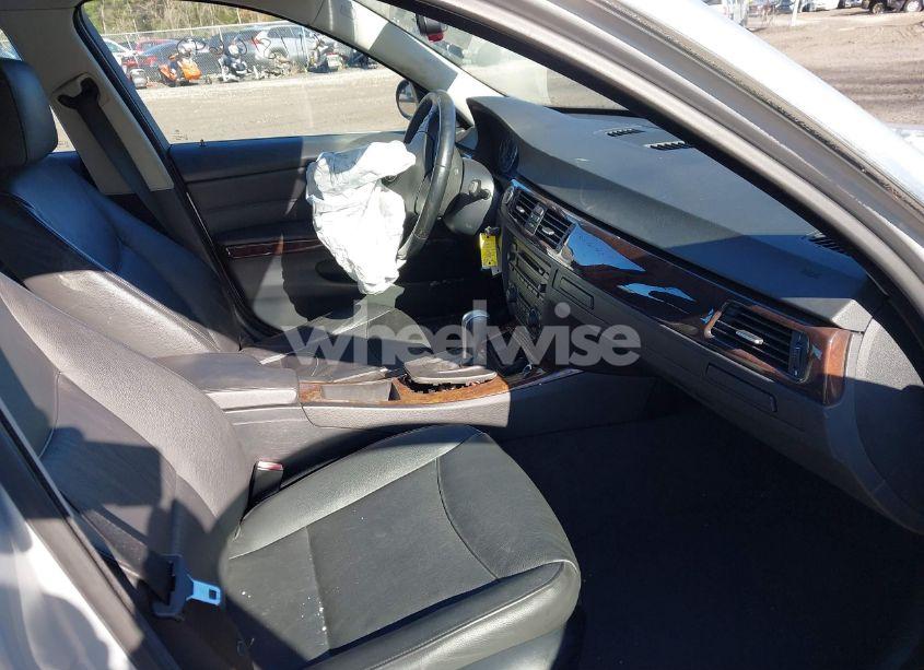 Photo 5 of 2006 Bmw 330xi (VIN WBAVD33536KV67980)