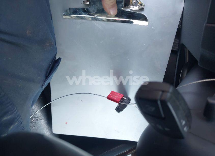 Photo 11 of 2006 Bmw 330xi (VIN WBAVD33576KV61101)