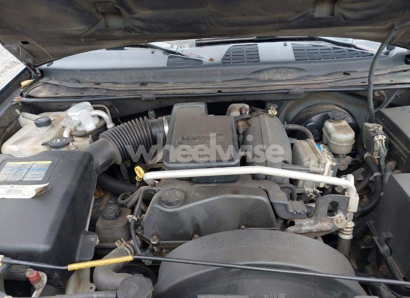 Photo 10 of 2003 Chevrolet Trailblazer EXT LT (VIN WBAVL1C50DV******)