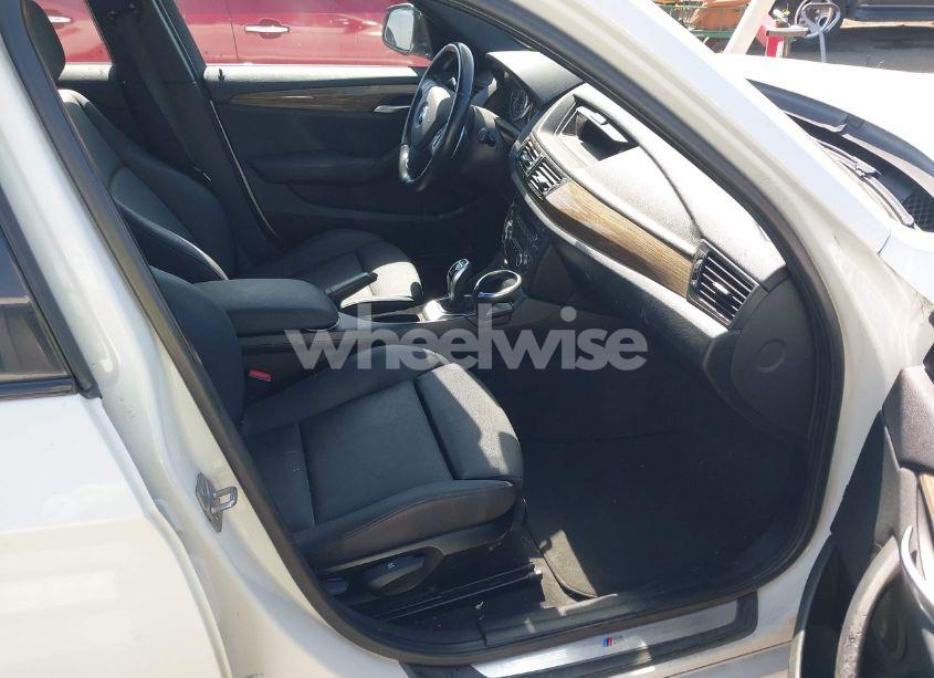 Photo 5 of 2014 Bmw X1 SDRIVE28I (VIN WBAVM1C57EVW54430)