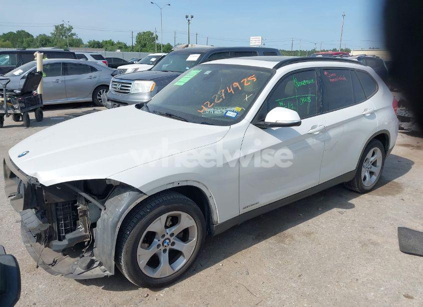 Photo 2 of 2015 Bmw X1 SDRIVE28I (VIN WBAVM1C5XFV314769)