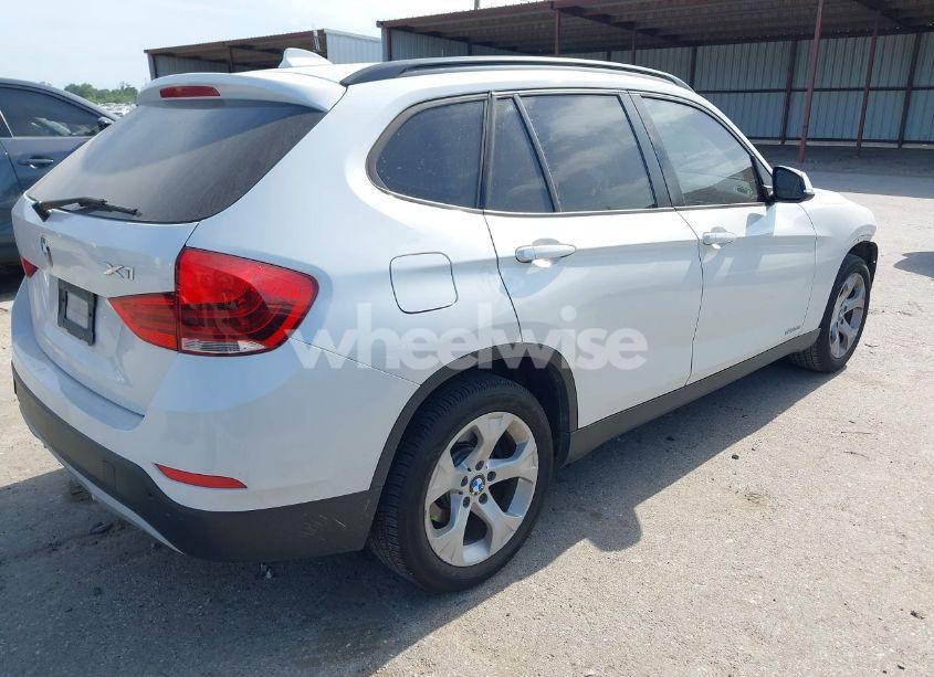 Photo 4 of 2015 Bmw X1 SDRIVE28I (VIN WBAVM1C5XFV314769)