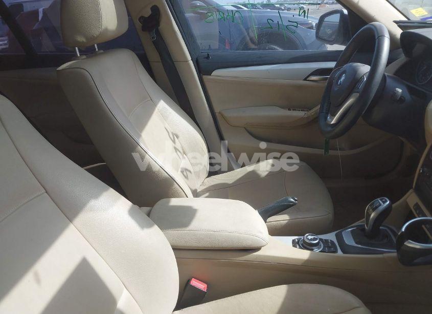 Photo 5 of 2015 Bmw X1 SDRIVE28I (VIN WBAVM1C5XFV314769)