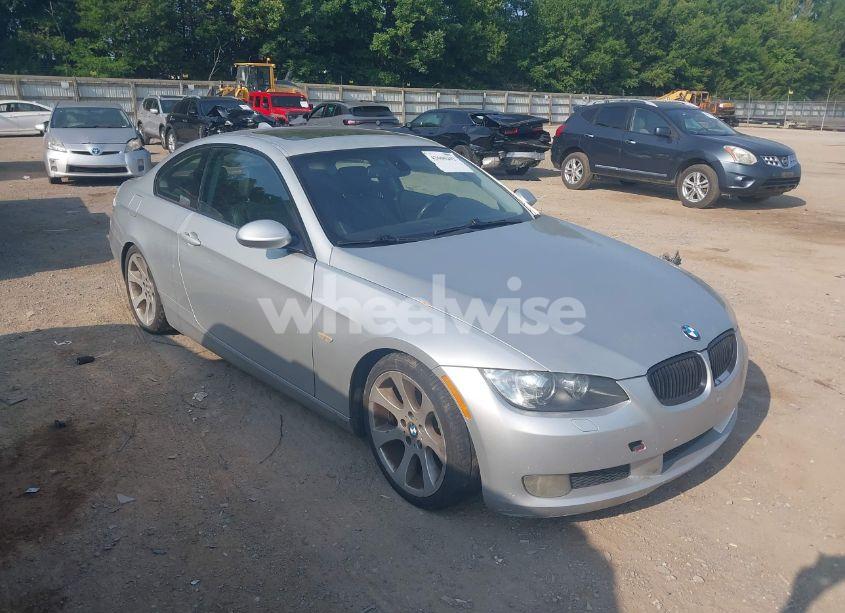 2009 Bmw 328i (VIN WBAWB33519P136121) main photo