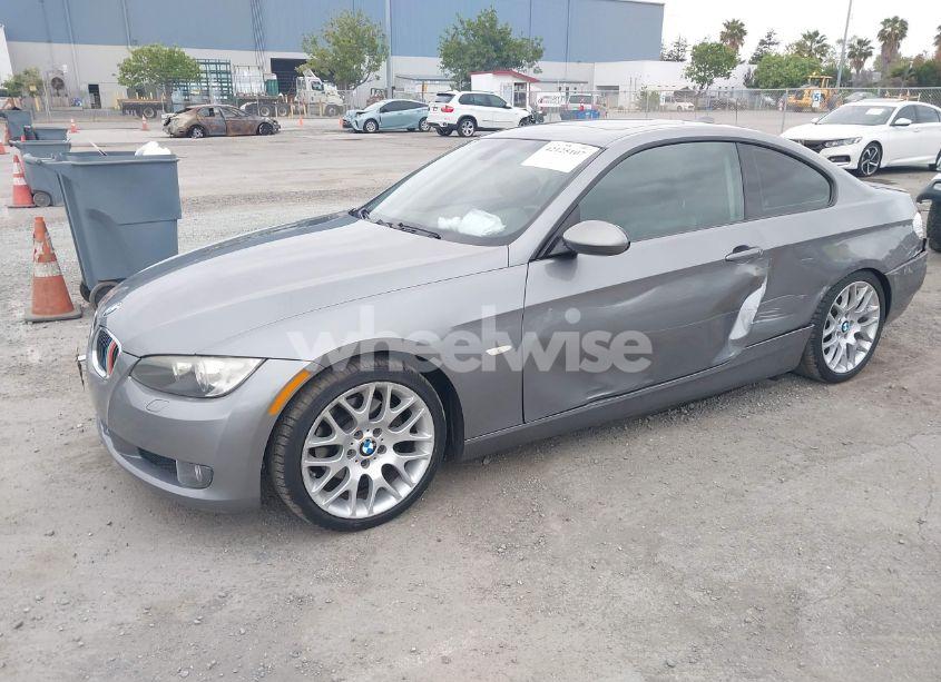 Photo 2 of 2009 Bmw 328i (VIN WBAWV13549P122550)