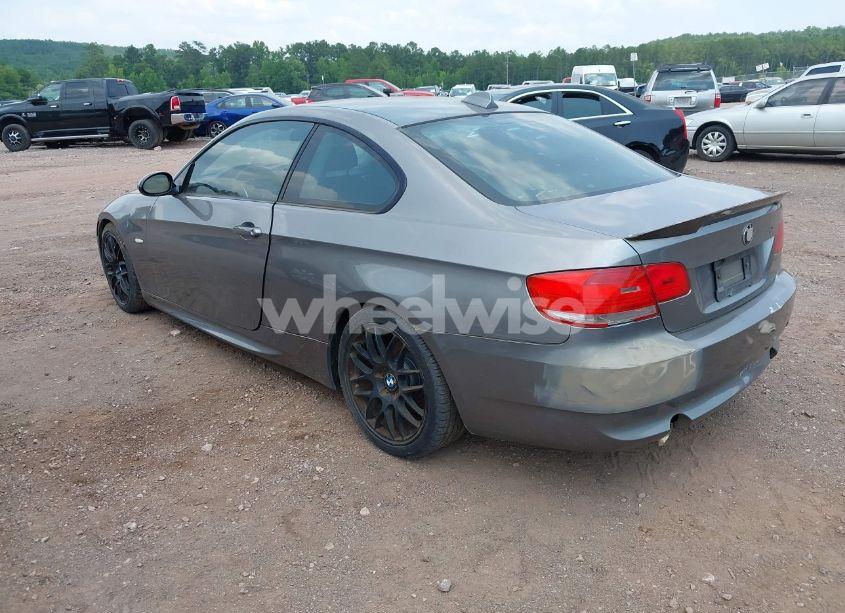 Photo 3 of 2009 Bmw 328i (VIN WBAWV13589P121644)