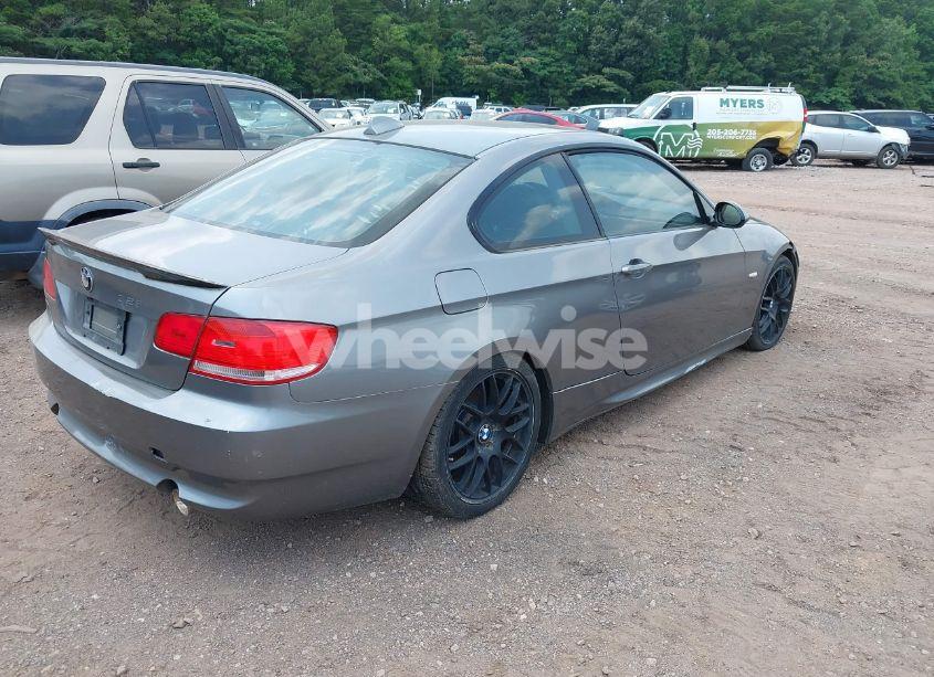 Photo 4 of 2009 Bmw 328i (VIN WBAWV13589P121644)