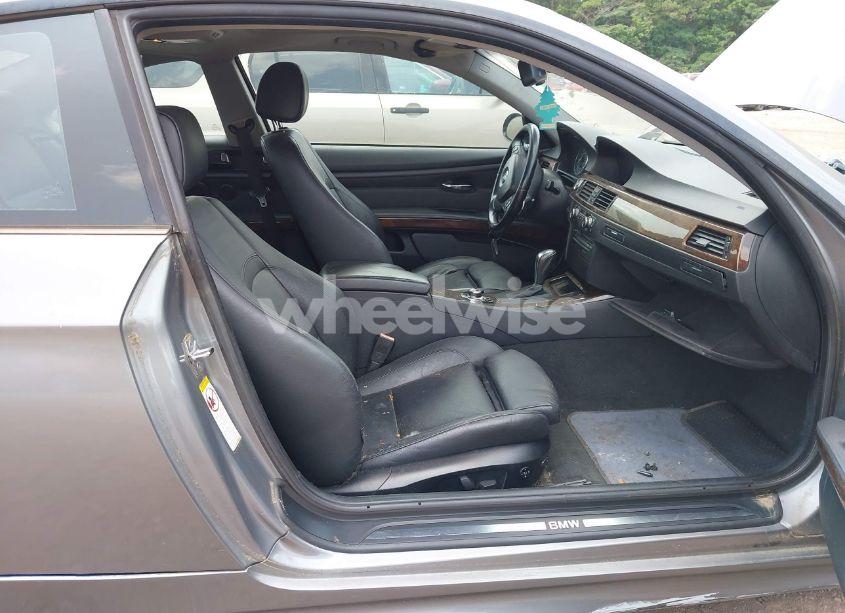 Photo 5 of 2009 Bmw 328i (VIN WBAWV13589P121644)