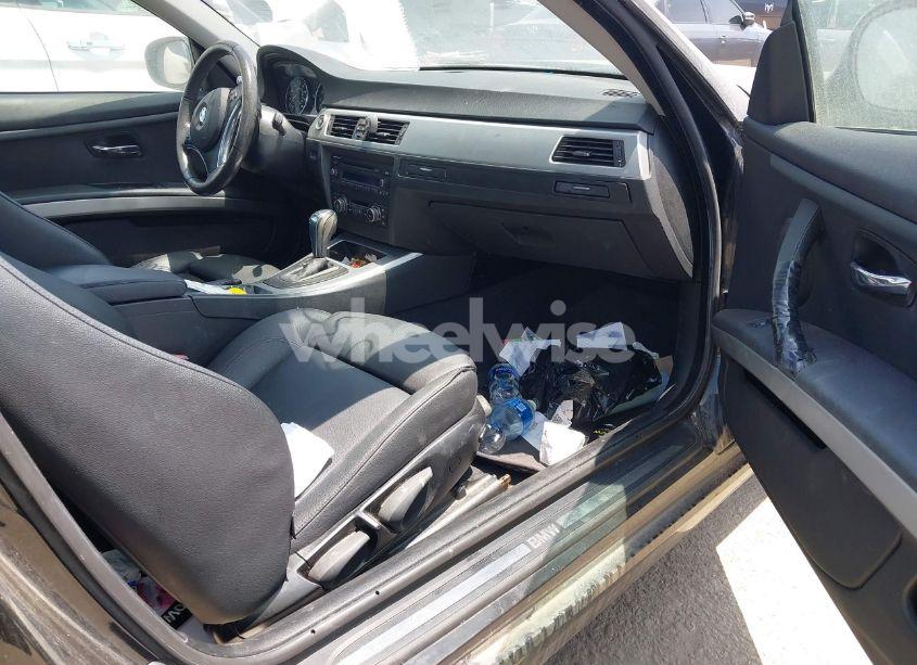 Photo 5 of 2010 Bmw 328i (VIN WBAWV1C59AP124038)