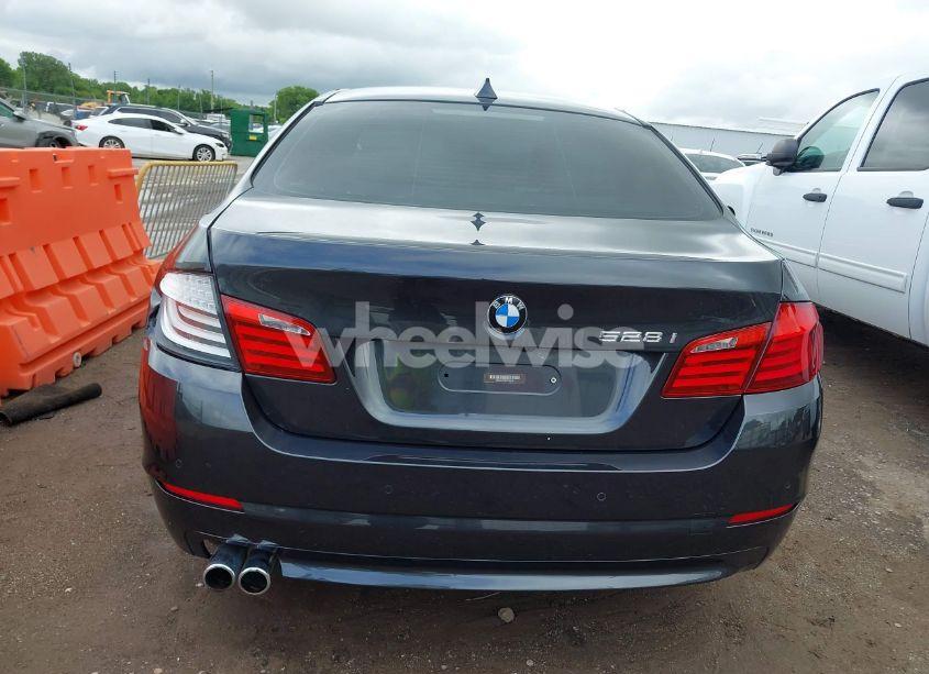 Photo 16 of 2013 Bmw 528i N/A (VIN WBAXG5C55DD233219)