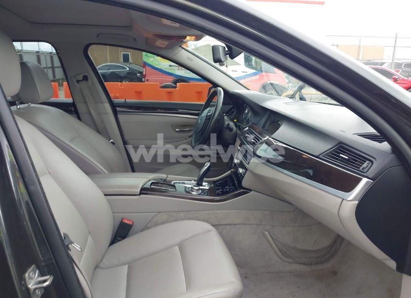 Photo 5 of 2013 Bmw 528i N/A (VIN WBAXG5C55DD233219)