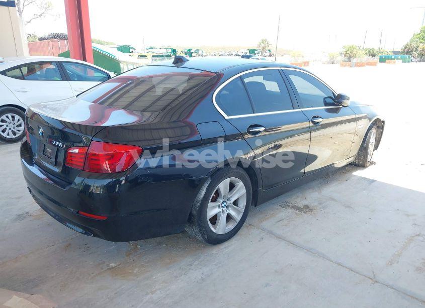 Photo 4 of 2012 Bmw 528i N/A (VIN WBAXG5C56CDW24247)