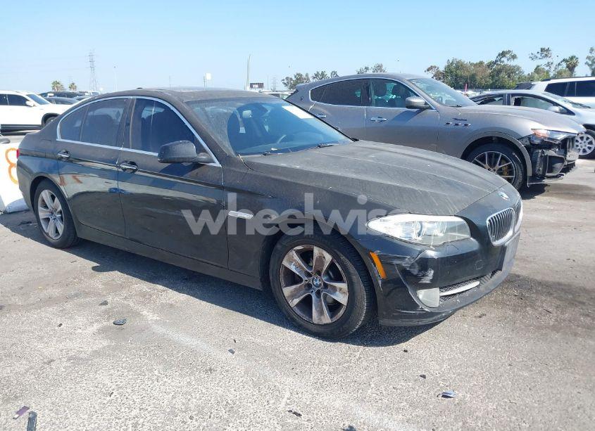 2013 Bmw 528i XDRIVE (VIN WBAXH5C50DDW14232) main photo