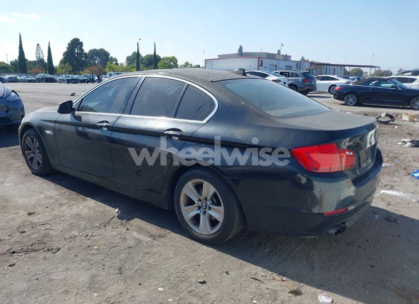 Photo 3 of 2013 Bmw 528i XDRIVE (VIN WBAXH5C50DDW14232)