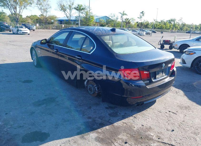 Photo 3 of 2012 Bmw 528i XDRIVE (VIN WBAXH5C5XCDW03172)