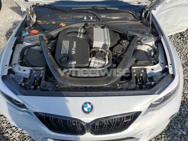 Photo 6 of 2020 BMW M2 COMPETITION (VIN WBS2U7C02L7E34820)