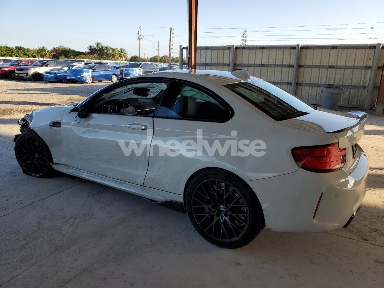 Photo 2 of 2019 BMW M2 COMPETITION (VIN WBS2U7C52KVJ07725)