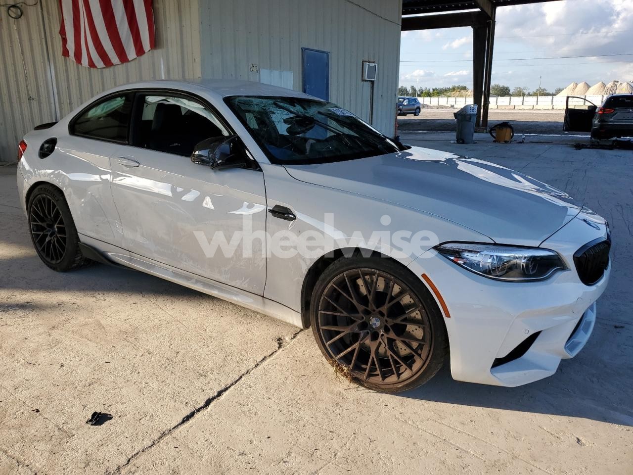 Photo 4 of 2019 BMW M2 COMPETITION (VIN WBS2U7C52KVJ07725)