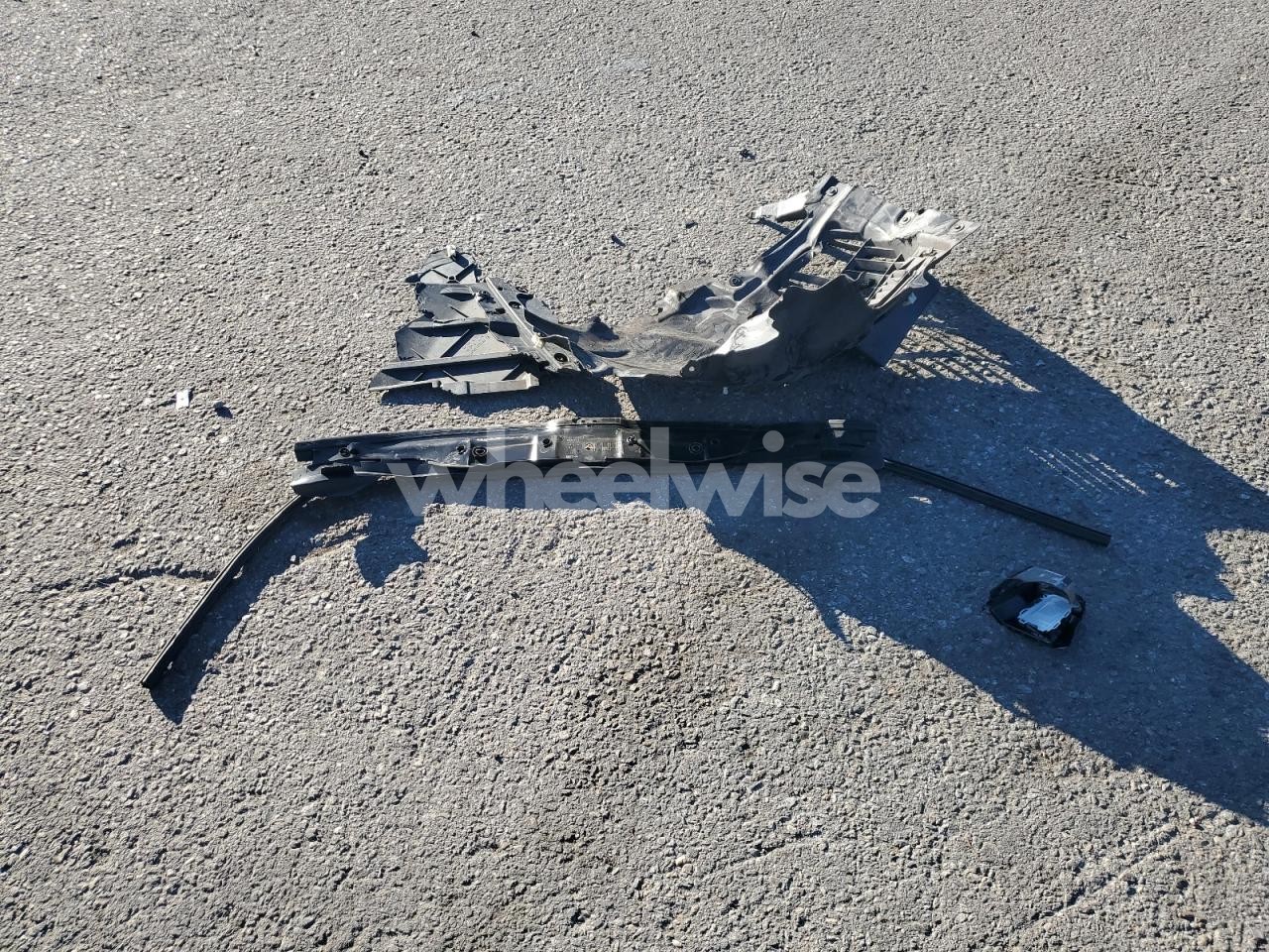 Photo 12 of 2023 BMW M4 COMPETITION (VIN WBS33AZ09PCM18474)