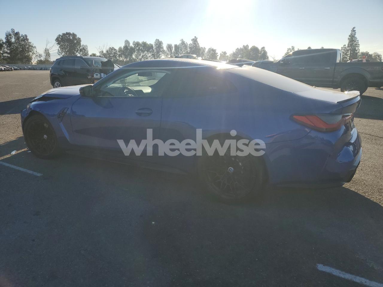 Photo 2 of 2023 BMW M4 COMPETITION (VIN WBS33AZ09PCM18474)